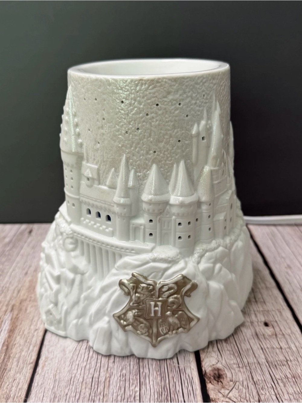 Scentsy Harry Potter Christmas at Hogwarts Wax Warmer